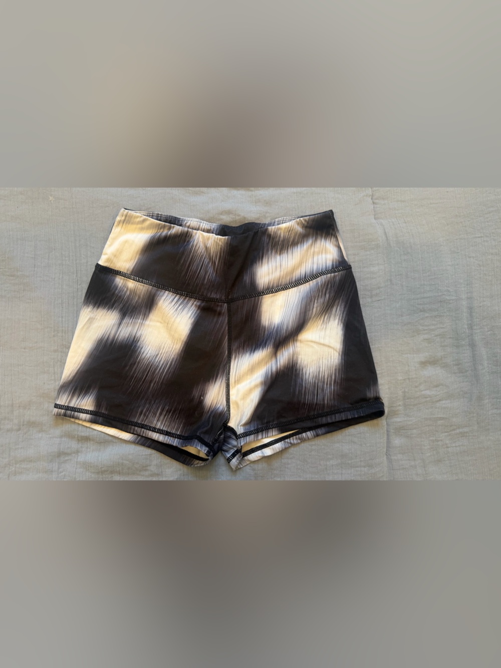 Black and Cream SET
